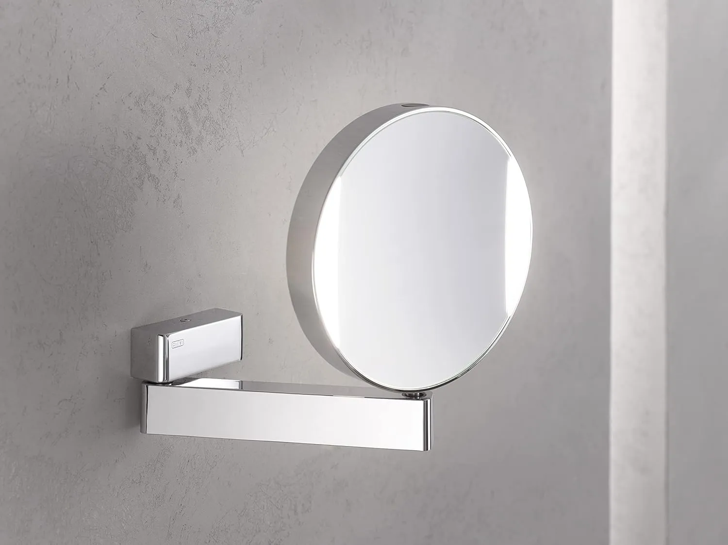 109500117 Round Cosmetic Mirror with Articulated Arm 3X and 7X Magnification on Both Sides