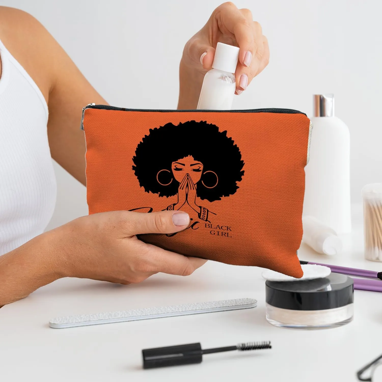Black Girl Magic Makeup Bag - African American Girl & Women Gift - Cosmetic Bag