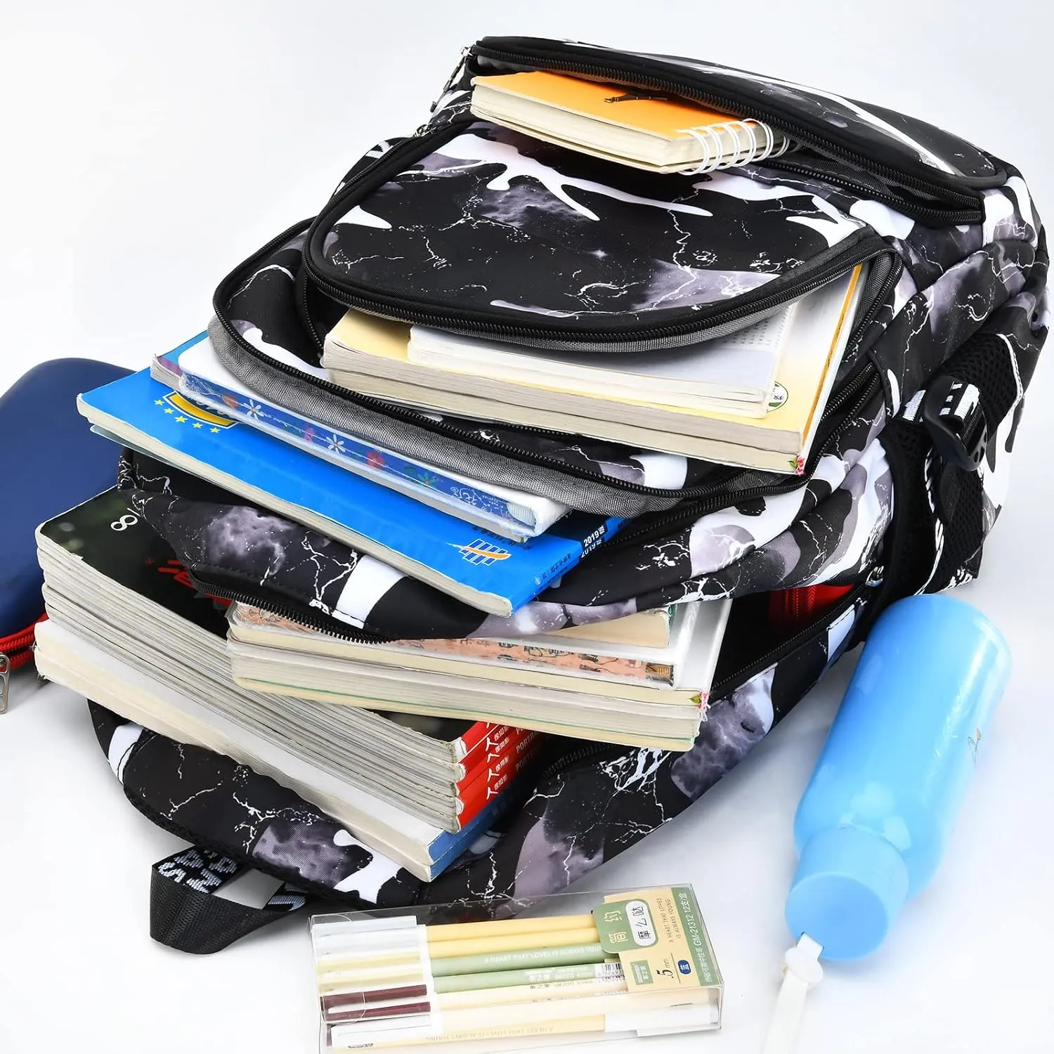 Camo Backpack for Kids, Lightweight Camo Backpack Elementary Middle School Backpack Water Repellent Bookbag (Camo Black)