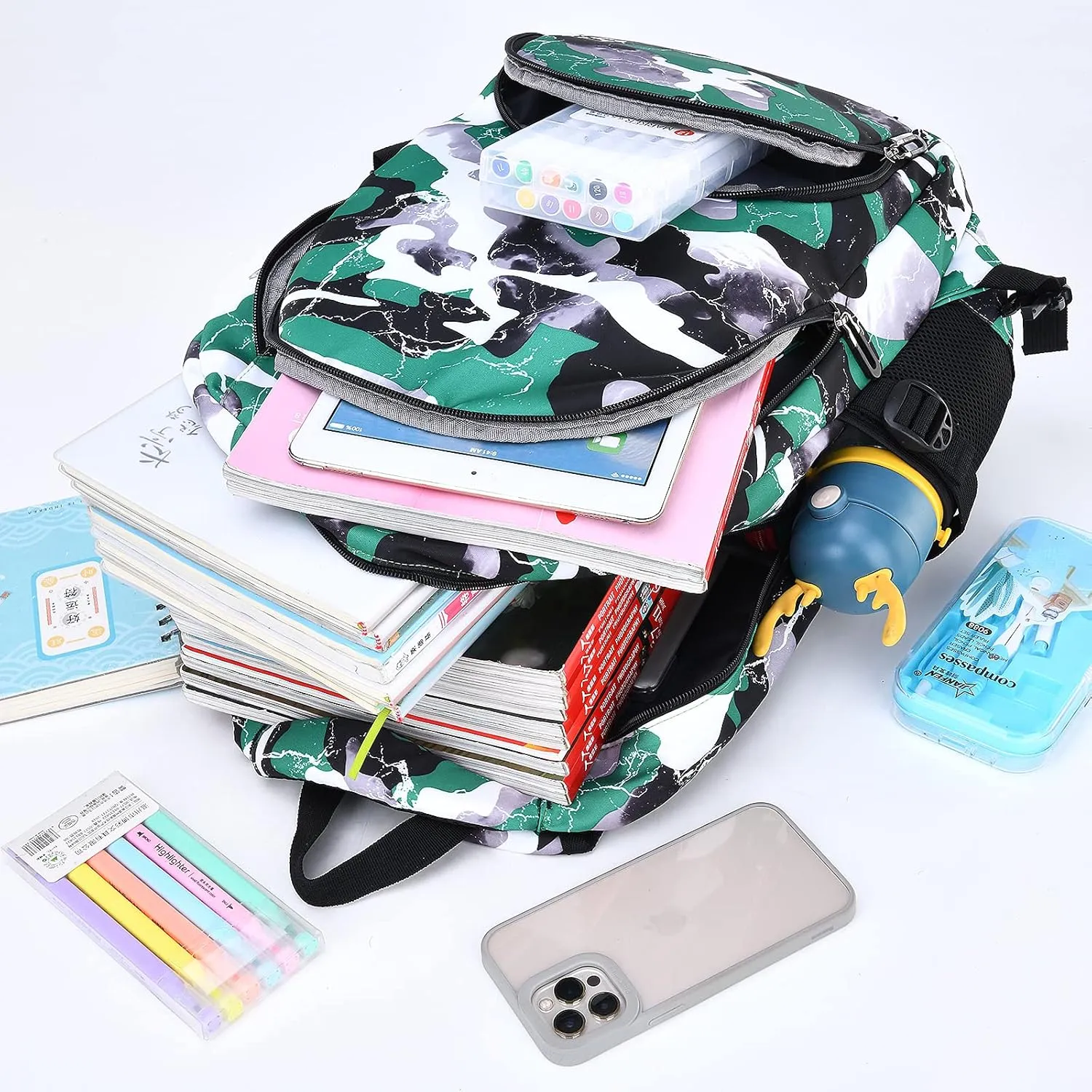 Camo Backpack for Kids, Lightweight Camo Backpack Elementary Middle School Backpack Water Repellent Bookbag (Camo Green)