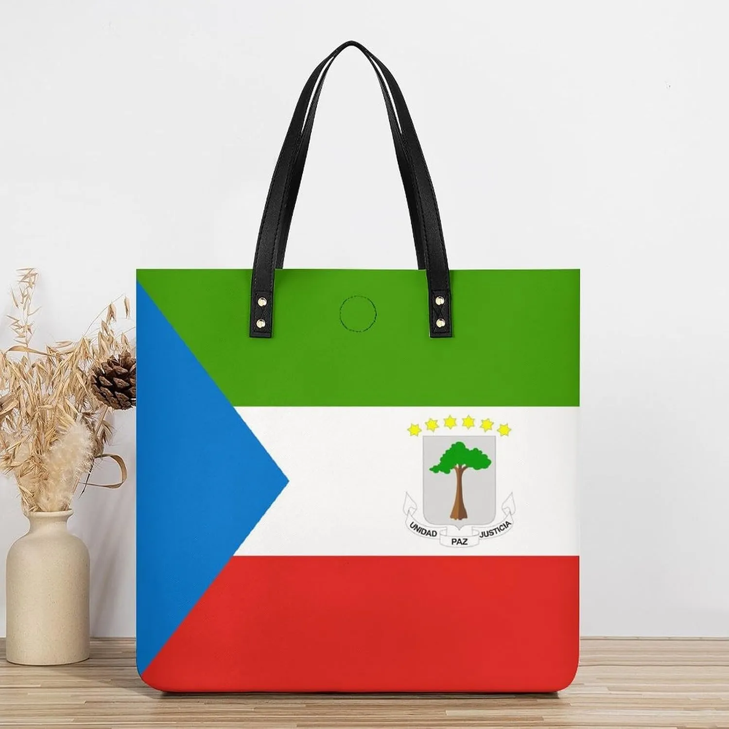 Fashionable Equatorial Guinea Flag Women's Shoulder Bag Large Capacity Leather Tote for Work and Leisure