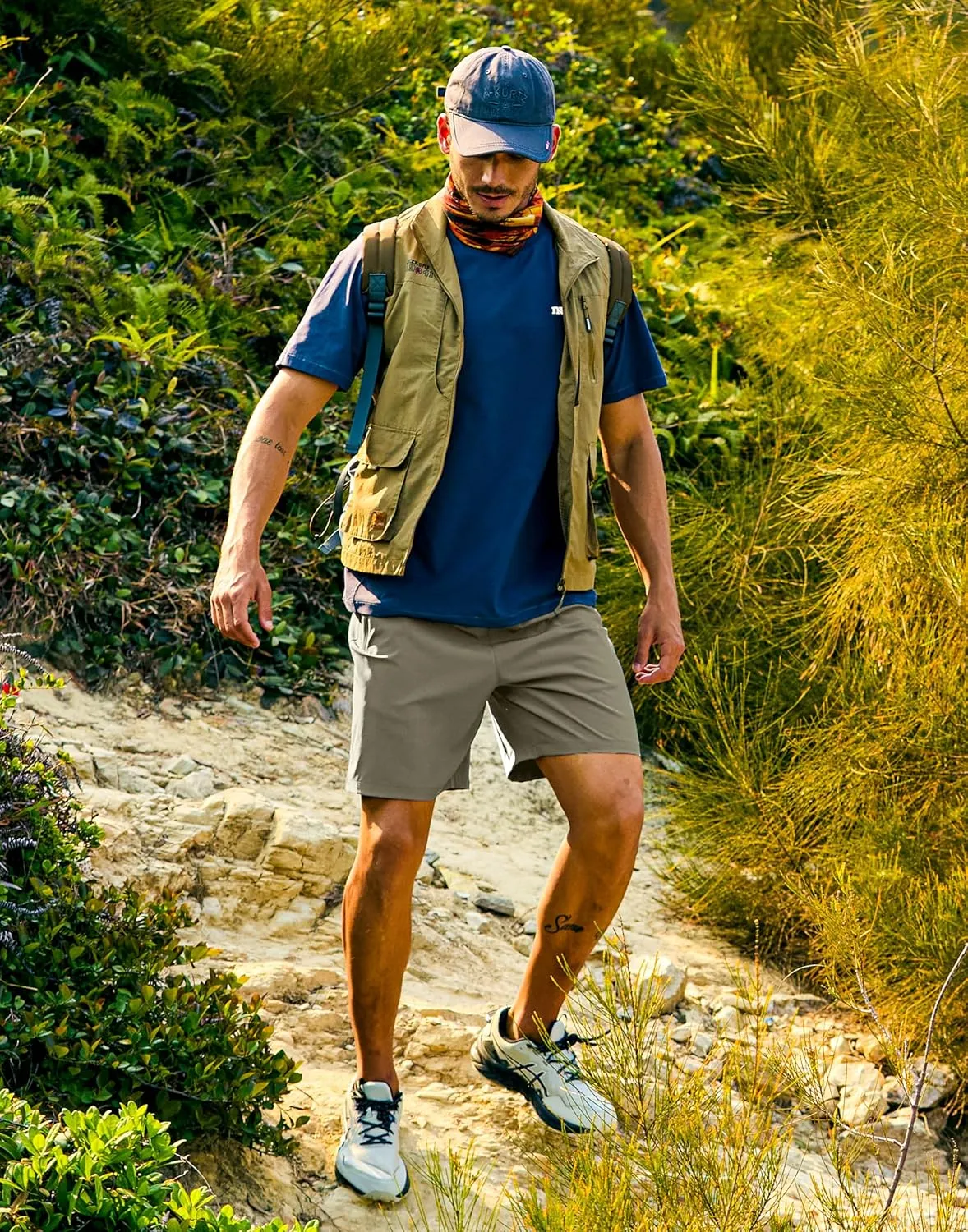 G Gradual Men's Hiking Shorts 7"/9" Lightweight Athletic Shorts for Men Quick Dry Stretch Casual Shorts with 3 Zipper Pockets