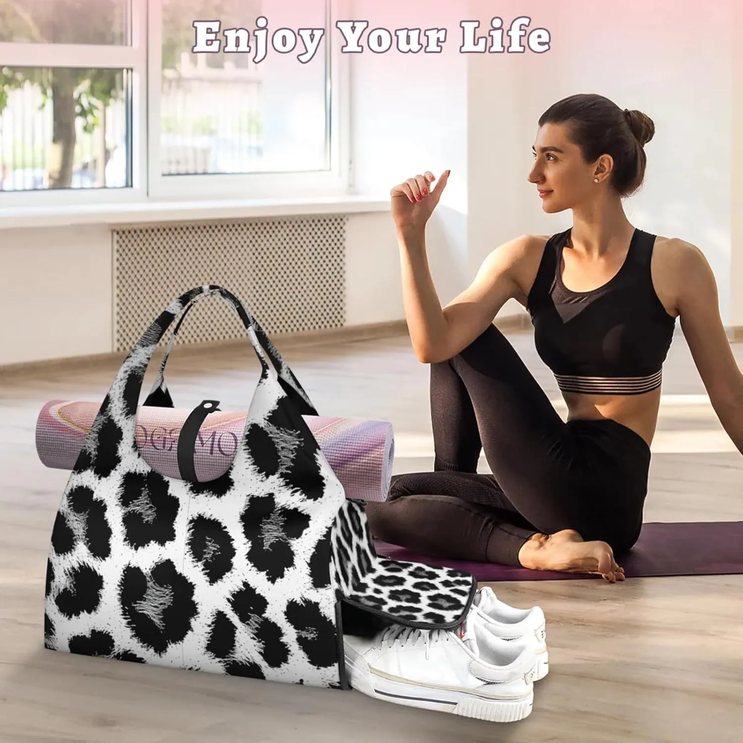 Gym Bag for Women Animal Leopards Print Duffel Bag with Shoe Compartment and Yoga Mat Holder Portable Weekender Bags Travel Tote Bags