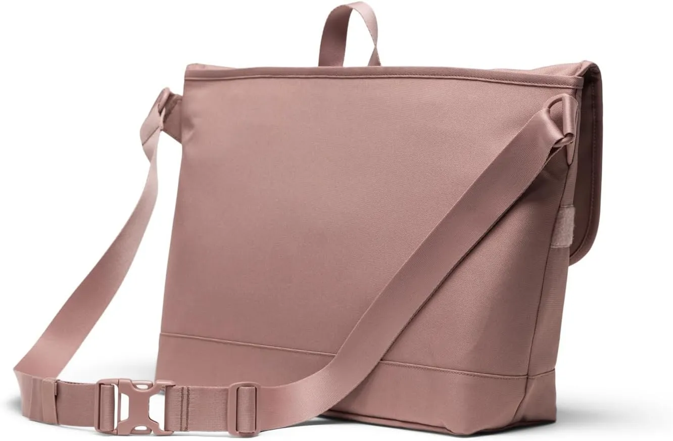 Herschel Cove Messenger