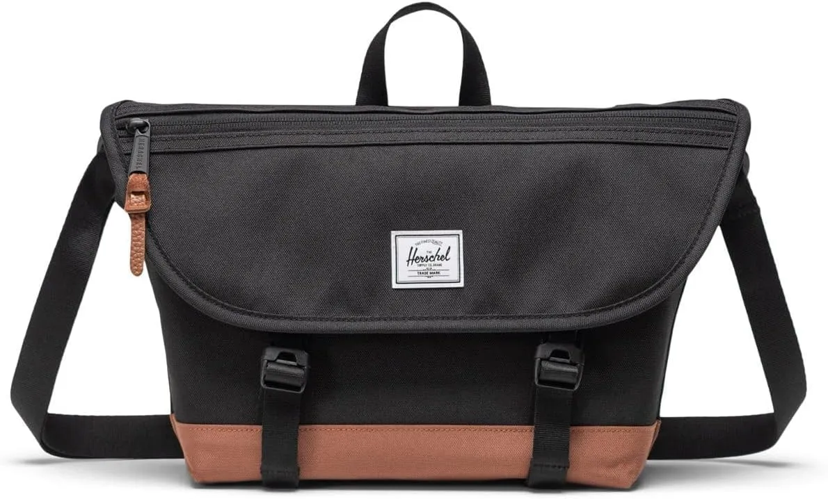 Herschel Cove Small Messenger