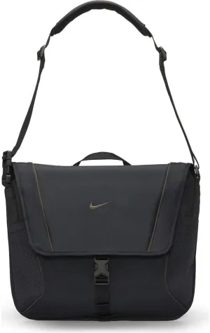 Nike Sportswear Essentials Messenger Bag (15L)