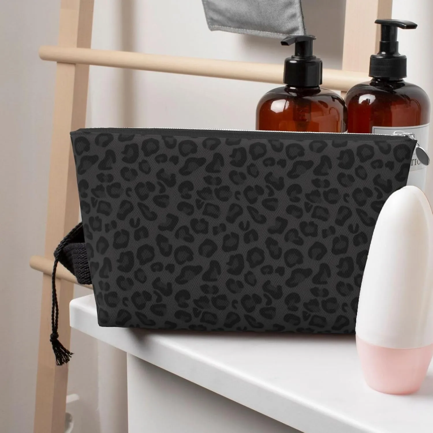 Portable Cosmetic Bag, Travel Zipper Pouch Small Makeup Bag Toiletry Organizer for Women - Black Leopard Cheetah Print