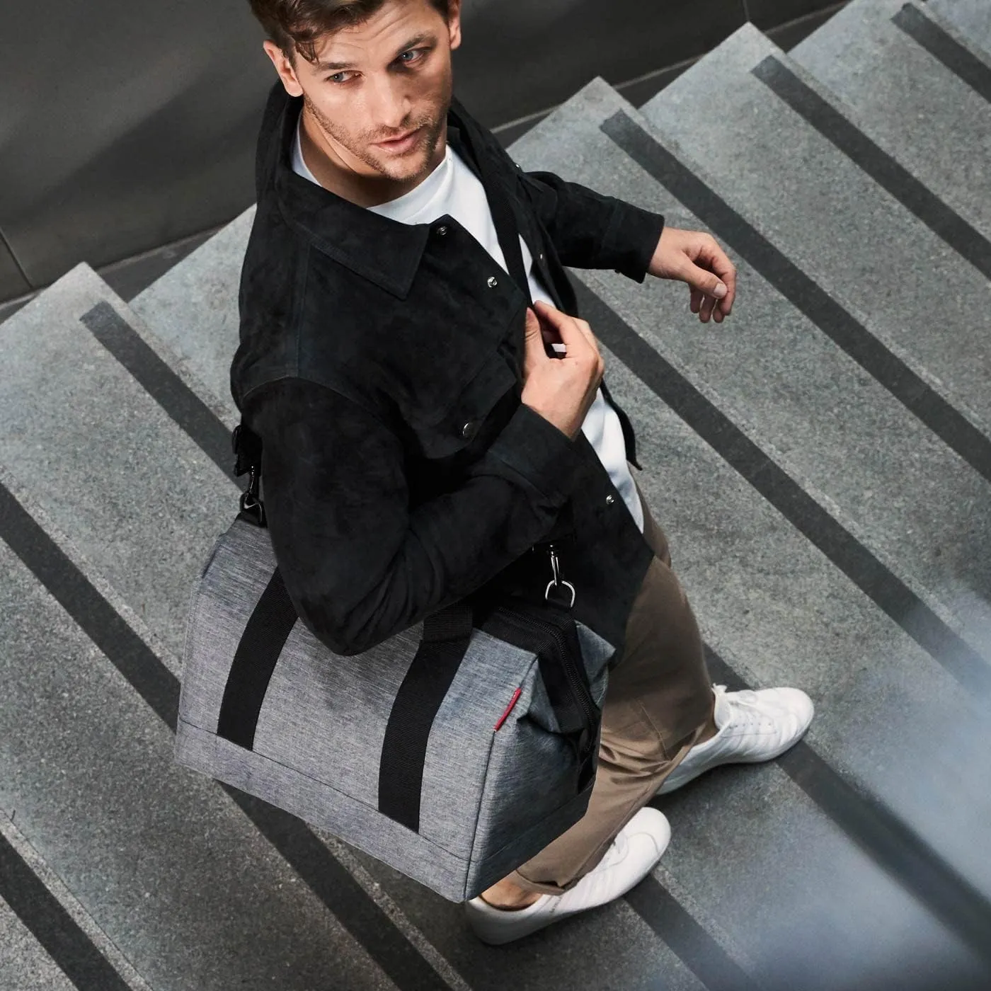 reisenthel Allrounder M Medium Weekender Bag, Versatile 6-Pocket Padded Duffel, Twist Silver