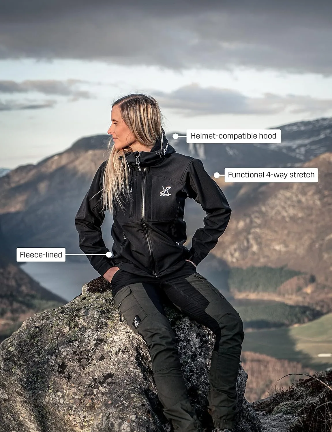 RevolutionRace Women's Hiball Jacket, Ventilated and Water Repellent Jacket for All Outdoor Activities