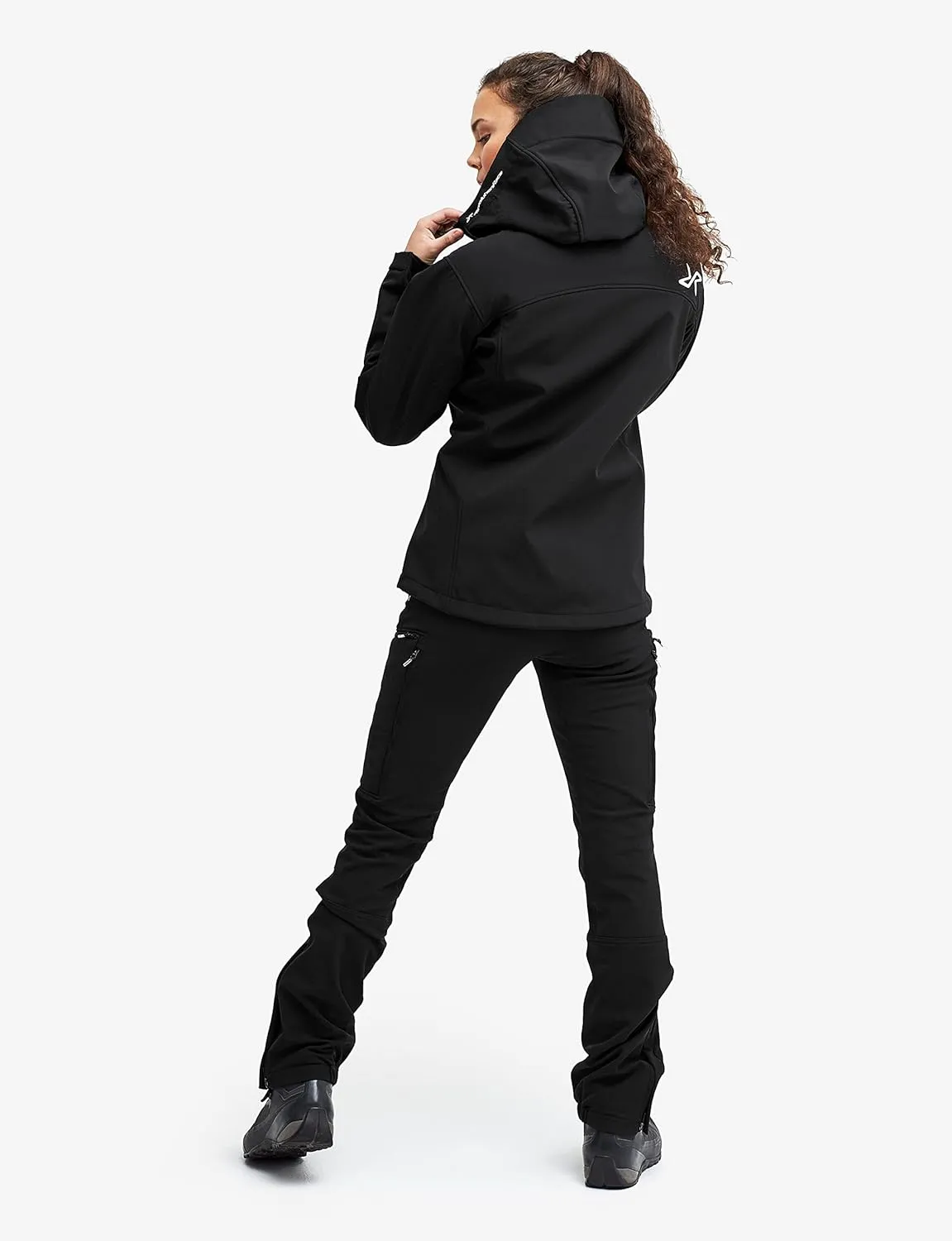 RevolutionRace Women's Hiball Jacket, Ventilated and Water Repellent Jacket for All Outdoor Activities
