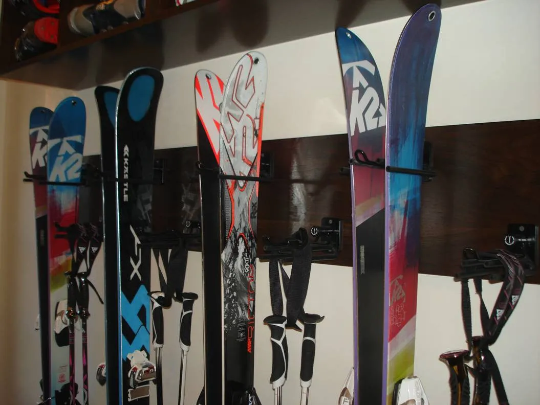 Rocker Ski Rack - Imperfectly Perfect Individual