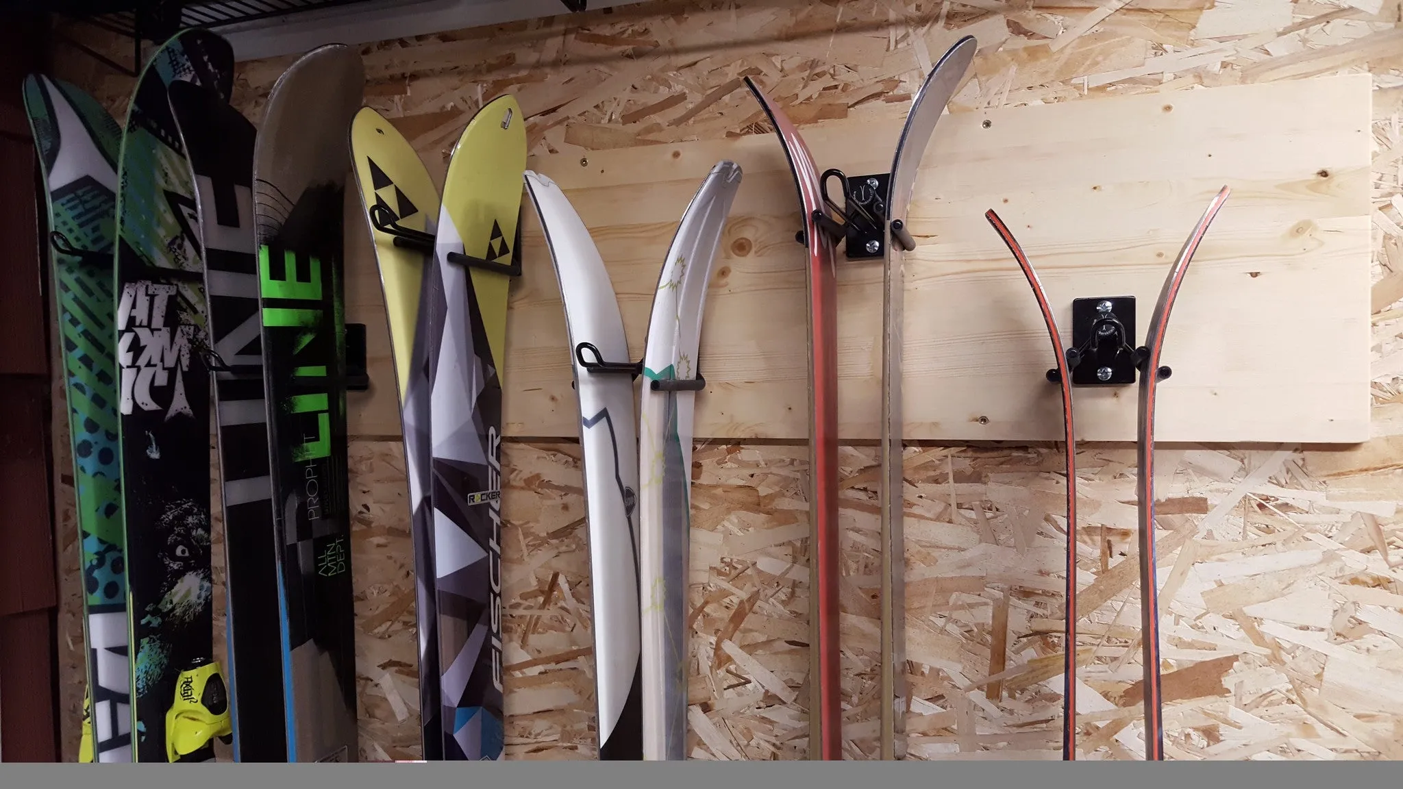 Rocker Ski Rack - Imperfectly Perfect Individual