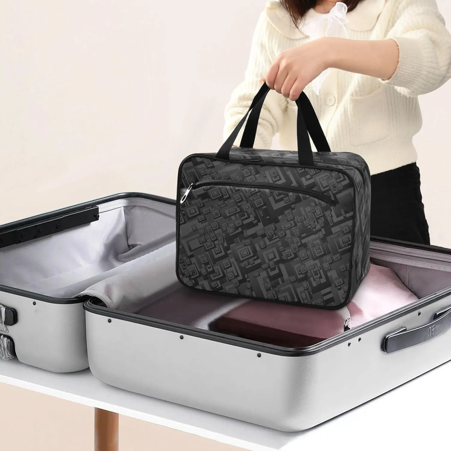 Travel Toiletry Bag Hanging Cosmetic Bag Compact Toiletry Bag with Large Capacity for Women Medium Black